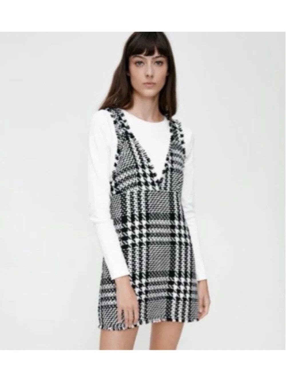 NEW Zara Black White Textured Houndstooth Tweed Pinafore Apron Mini Dress M